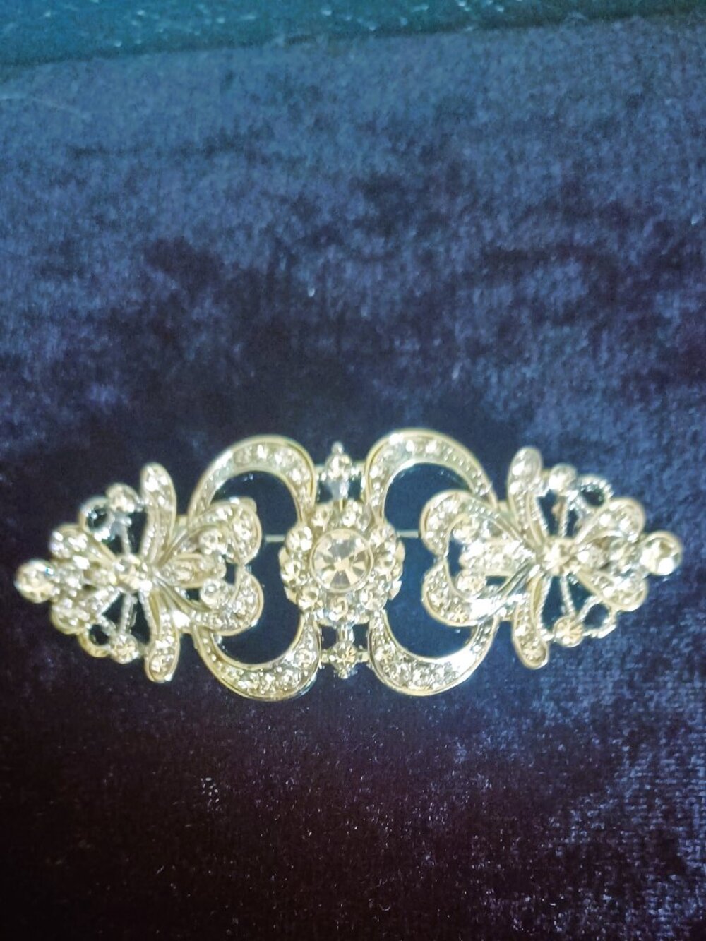 3" Dazzling Bar Style Brooch